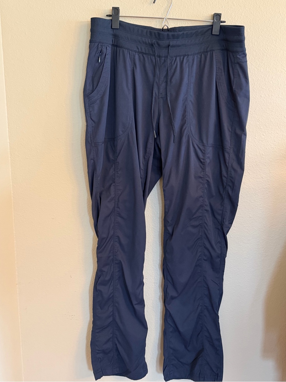 The North Face Women's Navy Track Joggers Size XL